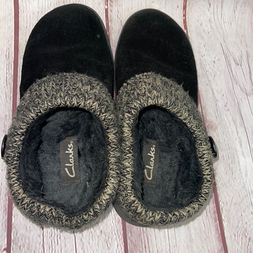 Clarks Womans Slip-Ons